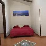In Love: Vicoletto Dei Presepi Appartement Naples