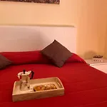 In Love: Vicoletto Dei Presepi