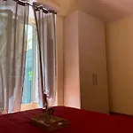 In Love: Vicoletto Dei Presepi