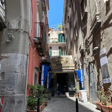 In Love: Vicoletto Dei Presepi