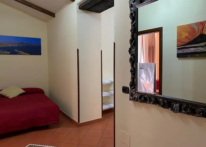 In Love: Vicoletto Dei Presepi *